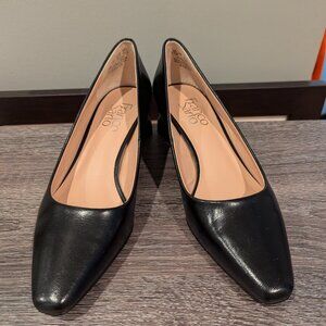 Women's dressy black shoes